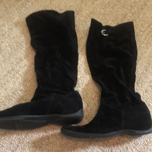 Suede black boots with buckle ! Flat heels